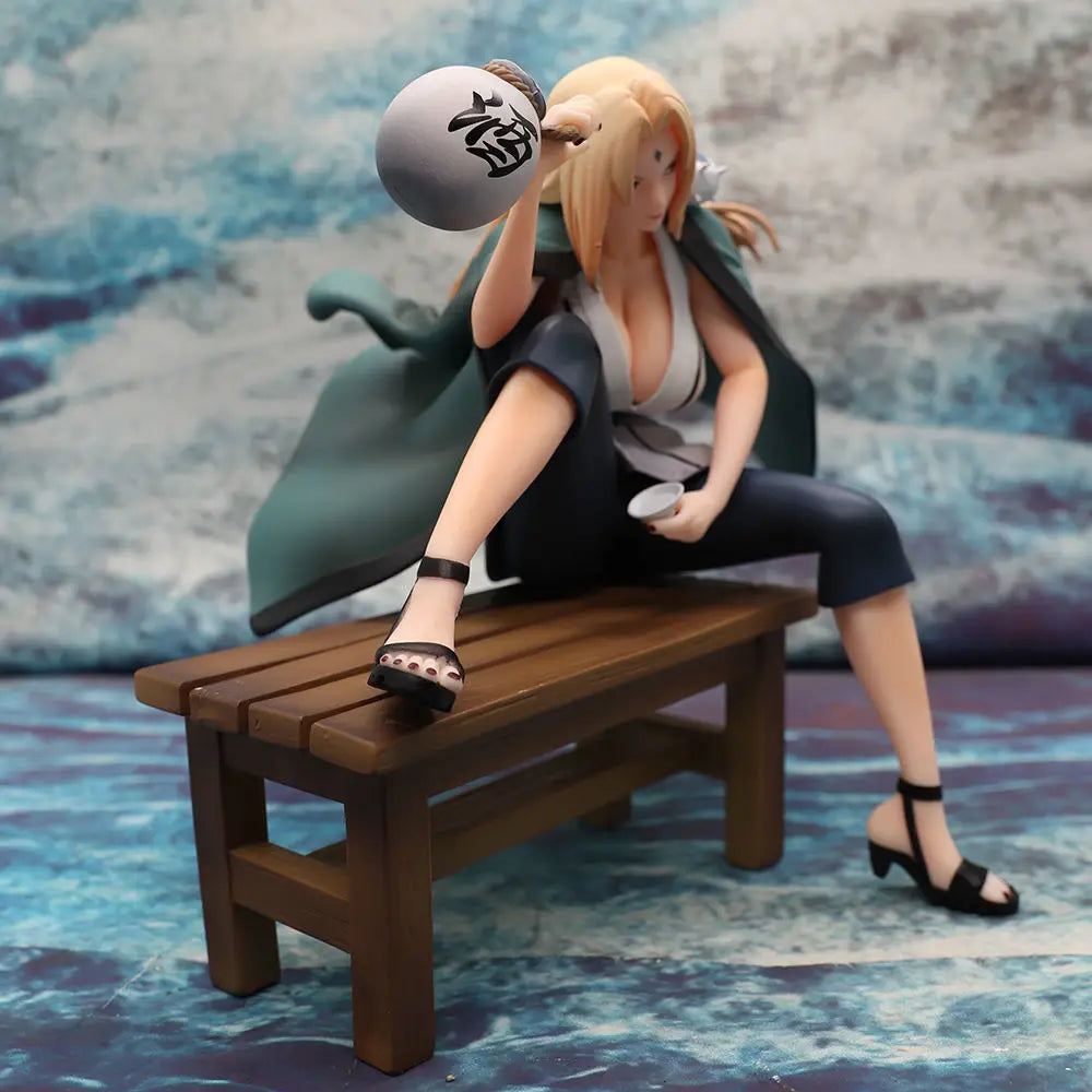 Naruto Shippuden Sexy Girl Tsunade drinking figurine