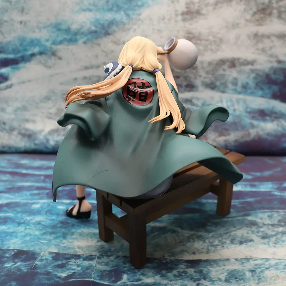 Naruto Shippuden Sexy Girl Tsunade drinking figurine