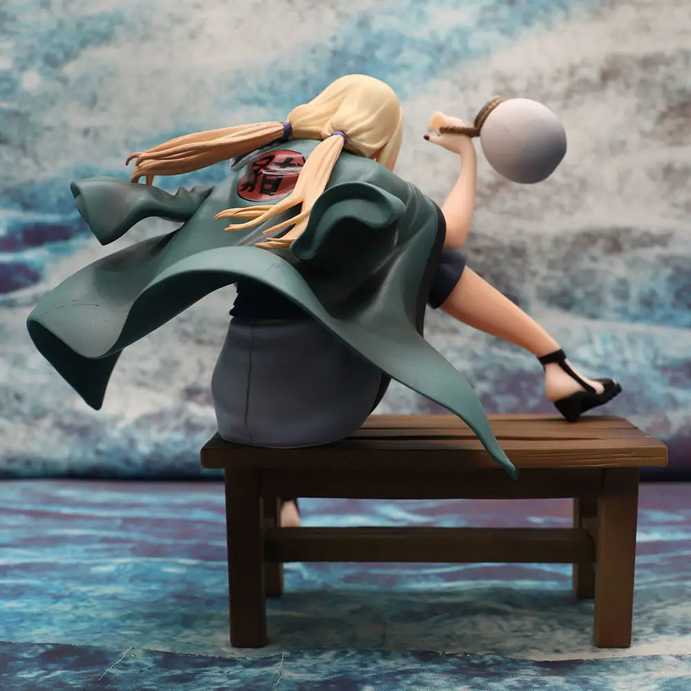 Naruto Shippuden Sexy Girl Tsunade drinking figurine