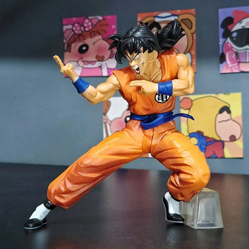 Dragon Ball Figures Puaru and Yamcha Wolf Fang Fist figure