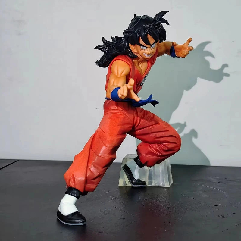 Dragon Ball Figures Puaru and Yamcha Wolf Fang Fist figure