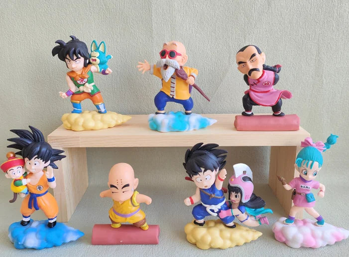 Dragon Ball 7pcs/set characters, Krillin, Roshi, Goku w/Chichi, Tao Pai Pai, Bulma, Goku w/Gohan, and Yamcha