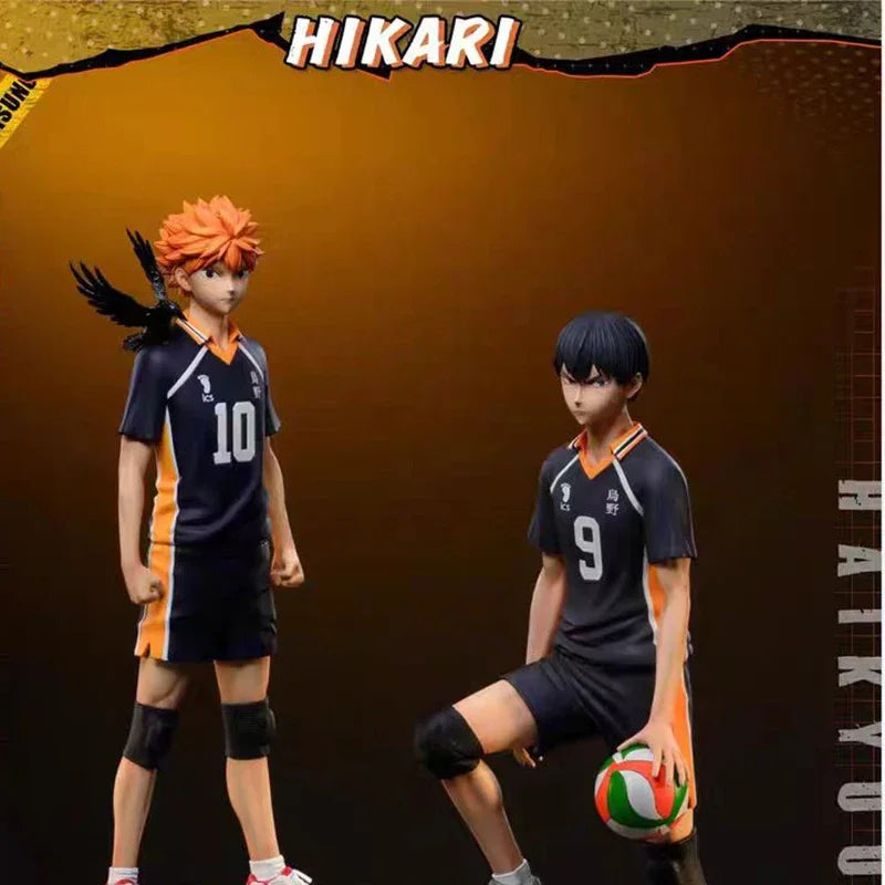 Haikyuu Hinata Shoyo with black crow on shoulder figure