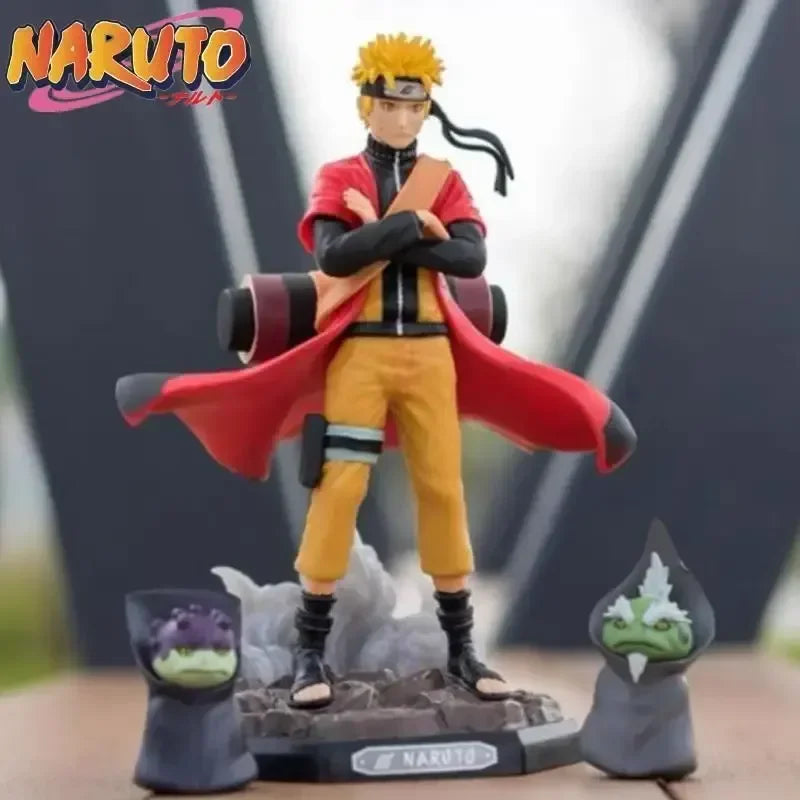 Naruto Namikaze Minato, or Hatake Kakashi Figure