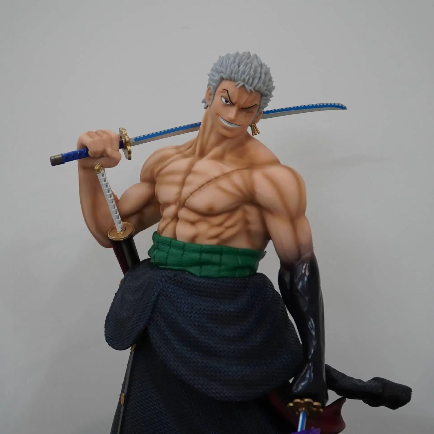 One Piece large Roronoa Zoro Model