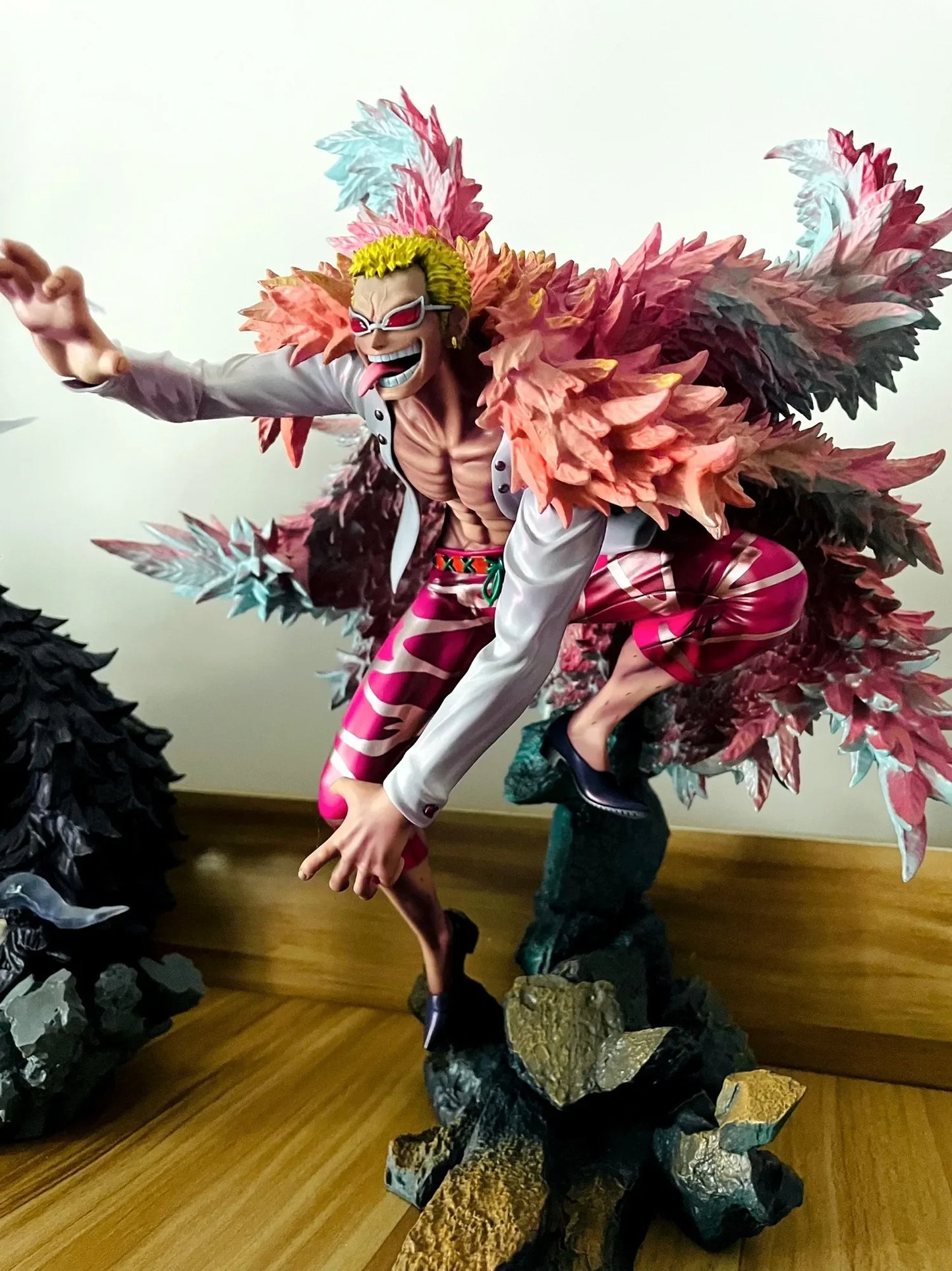 One Piece Figure Doflamingo