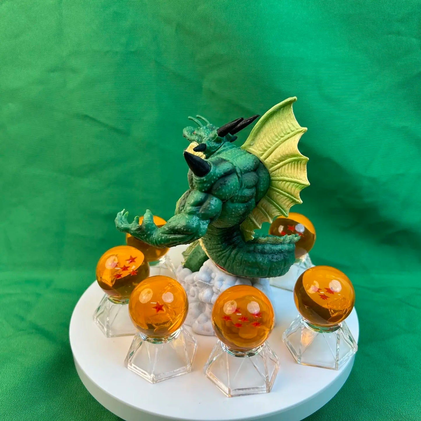 Dragon Ball Z Namek Porunga figure with gold or blue Dragon balls